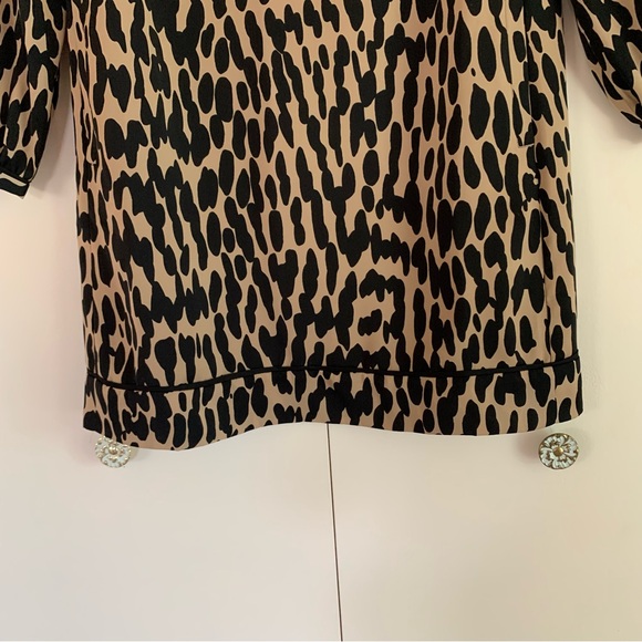 Ann Taylor LOFT Long Sleeve Satin Animal Print Shift Dress Sz 6 - Picture 7 of 11